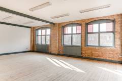 4k4a9474stack-w800h600